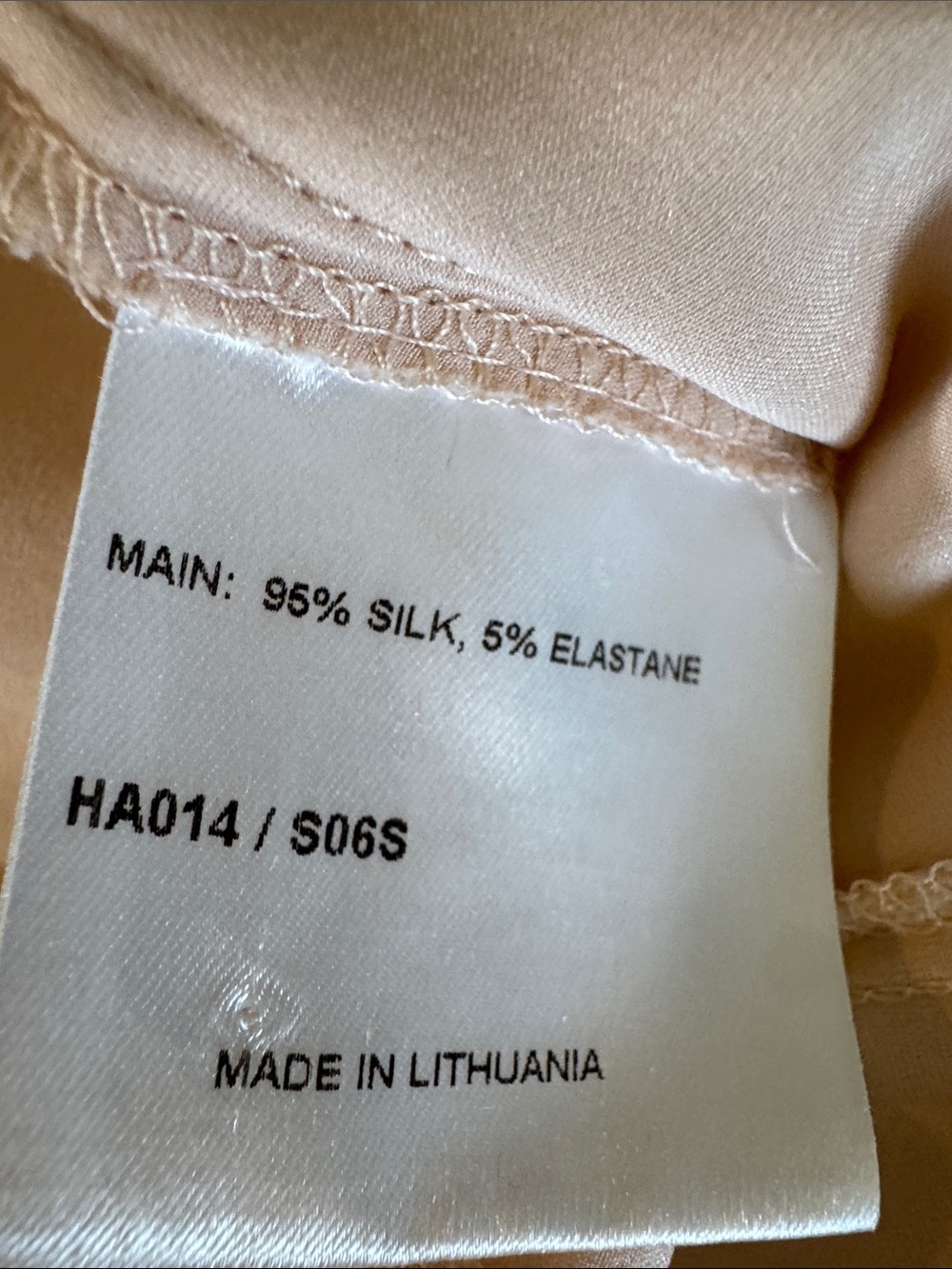 Karen Millen Silk-Blend Rose Gold champagne Ruffle Tie-Neck Button-Down Blouse - Picture 6 of 8
